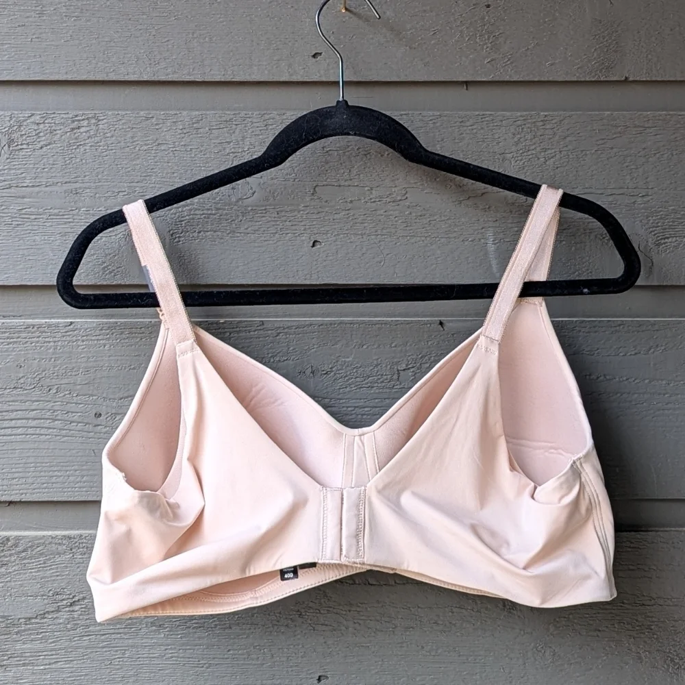 NWT Torrid Curve Everyday Wirefree Lightly Lined Bra Smooth Rose Dust Size 40D